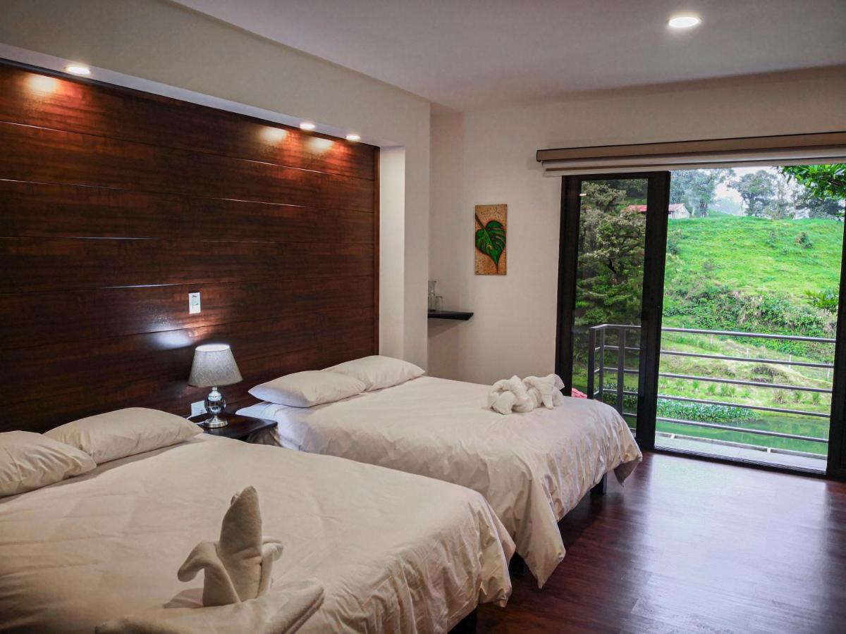 Burbi Lake Lodge Monteverde Eksteriør billede